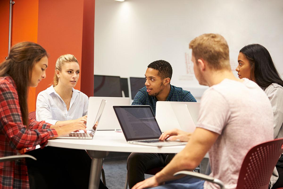 students discussing a project